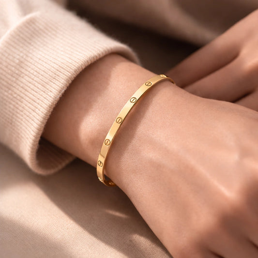 Minimal Office Look Bangle in 925 Silver with 22kt Gold Plating