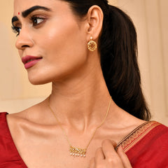 Roovi Flora Pearl Necklace in 925 Silver with 22kt Gold Plating