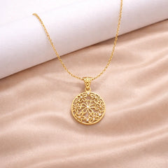 Roovi 925 Silver Sun Kissed Gold Plated Flower Gold Necklace