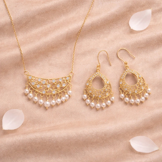 Roovi Desi Girl 925 Silver Necklace & Earring Combo