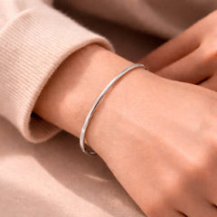 Roovi 925 Sterling Silver Bangle for Women (1 Pc) | Minimal Lightweight Daily Wear Classic Design