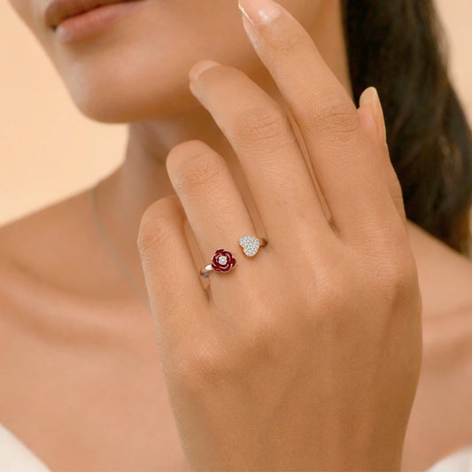 A Romantic Dream Ring in 925 Sterling Silver