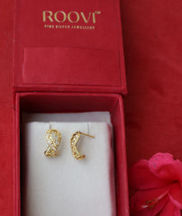 Roovi Classy Florets Huggie in 925 Silver with  22kt Gold Plating
